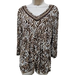 NWOT Women's Jaclyn Smith Animal Floral Print Top